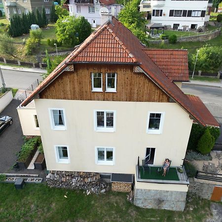 Pension Vila Hana Loket Exterior photo